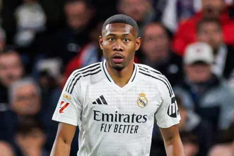 تقارير: غموض حول مستقبل ألابا مع ريال مدريد